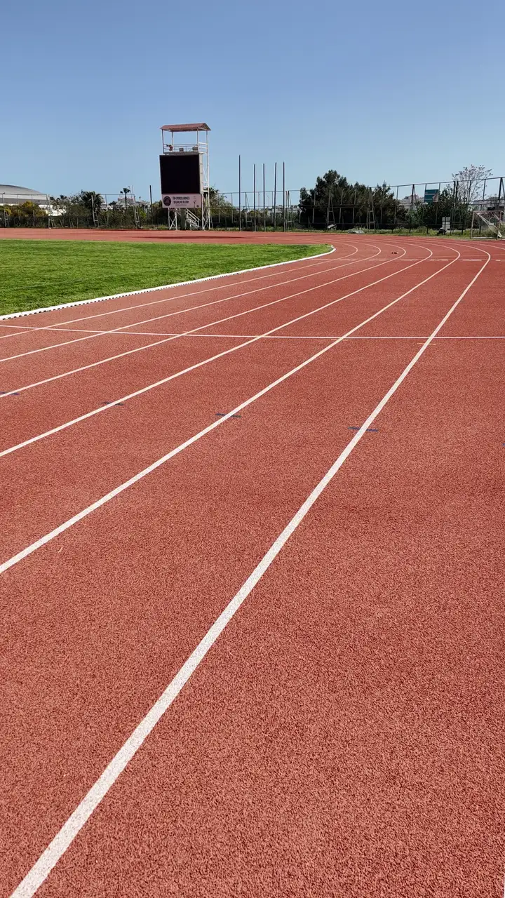 Athletics camp: training, facilities or accommodation