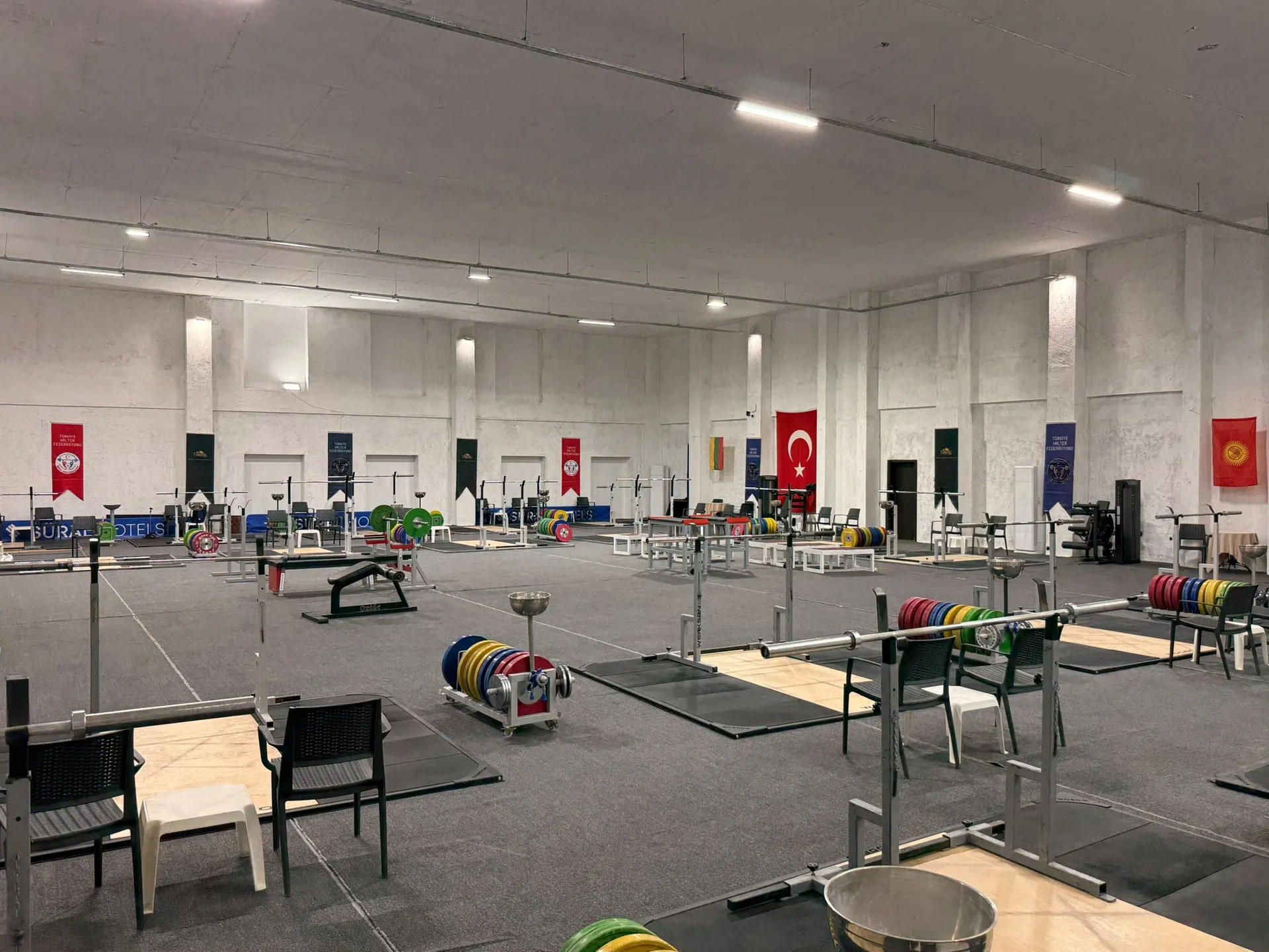 Weightlifting camp: training, facilities or accommodation